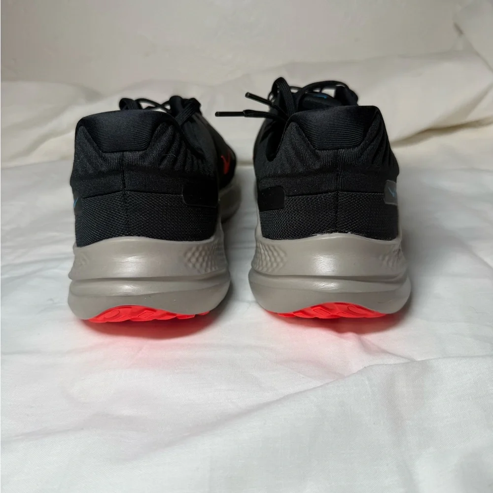 Nike quest 5 Black/crimson Shoes mens size 11.5 - Picture 6 of 10